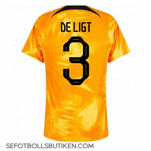 Nederländerna Matthijs de Ligt #3 Replika Hemma matchkläder VM 2022 Korta ärmar